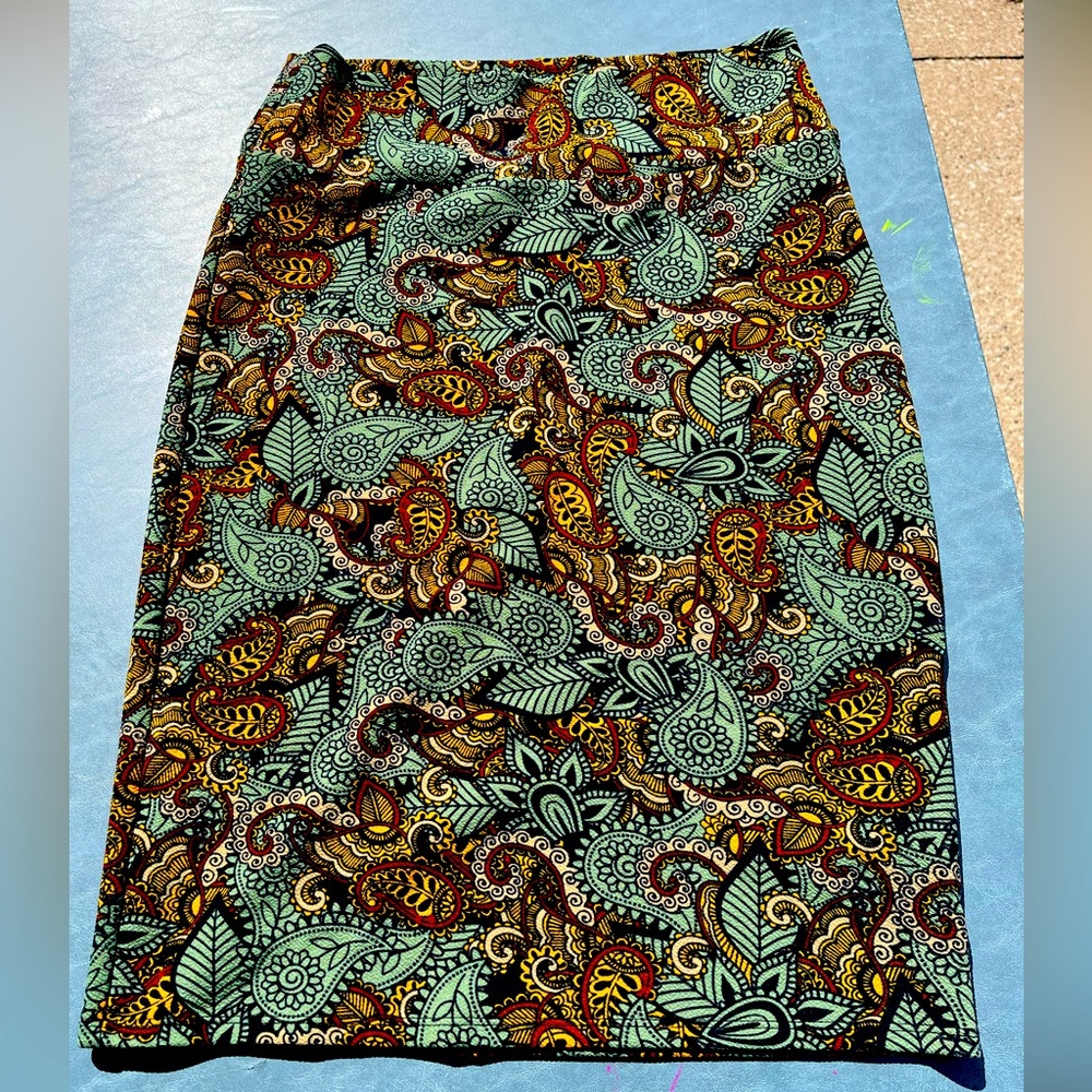 Lularoe Cassie skirt
